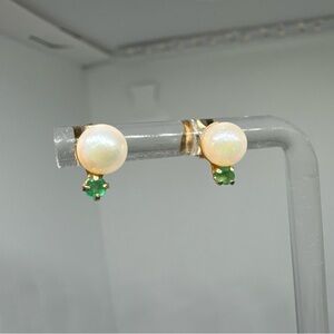 14K Yellow Gold Pearl and Emerald Stud Earrings Post Elegant W/ Gold Backs